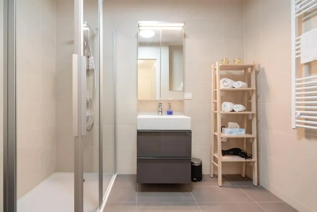 شقة Hoch Hinaus, Neu Und Stilvoll Mit Pool Am Dach فيينا