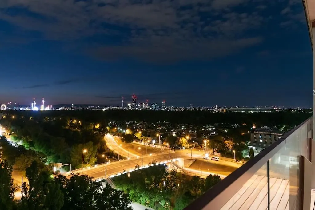 شقة Hoch Hinaus, Neu Und Stilvoll Mit Pool Am Dach فيينا