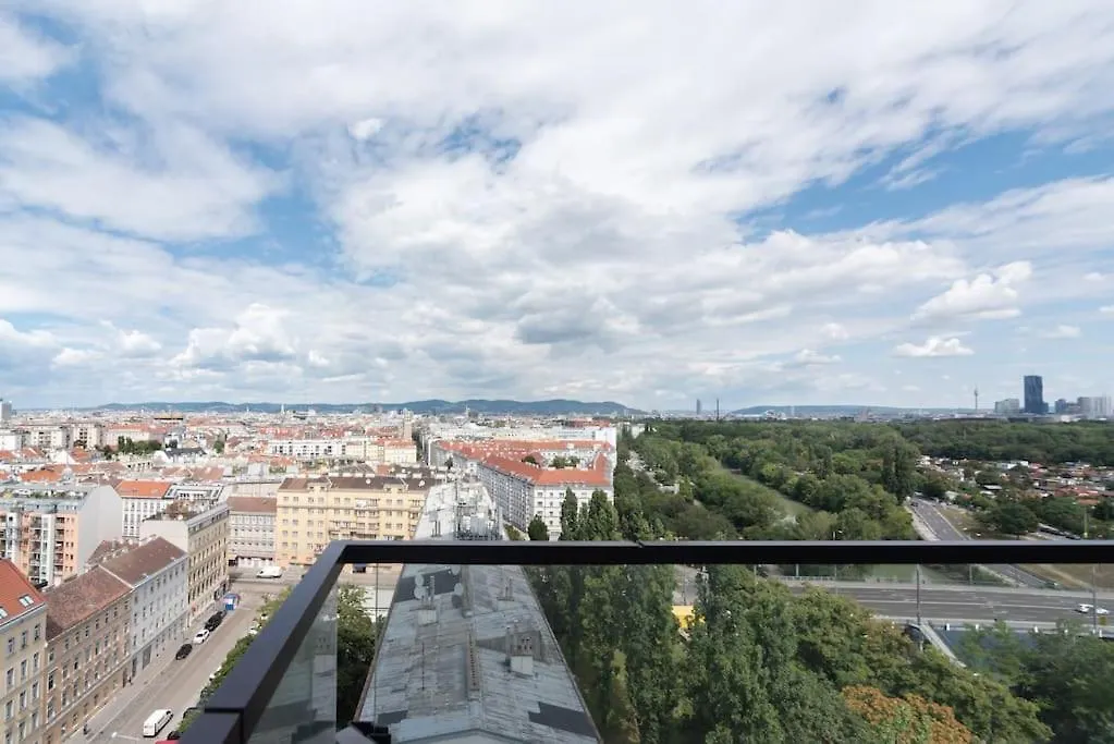 Apartament Hoch Hinaus, Neu Und Stilvoll Mit Pool Am Dach Wiedeń