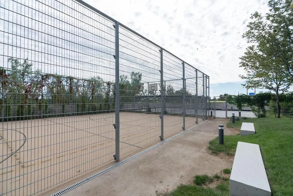 Apartament Hoch Hinaus, Neu Und Stilvoll Mit Pool Am Dach Wiedeń Austria